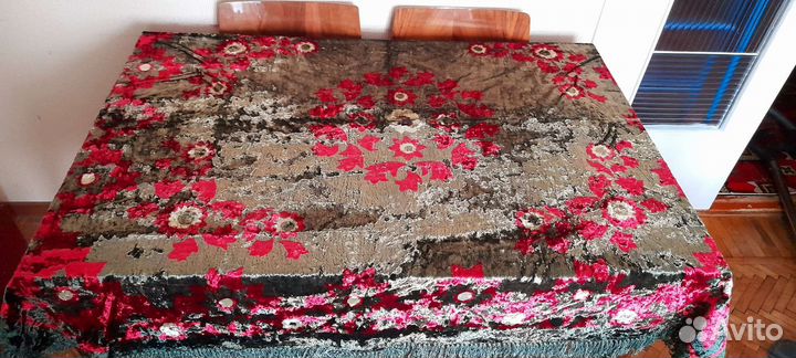 Скатерти плюшевые советского периода