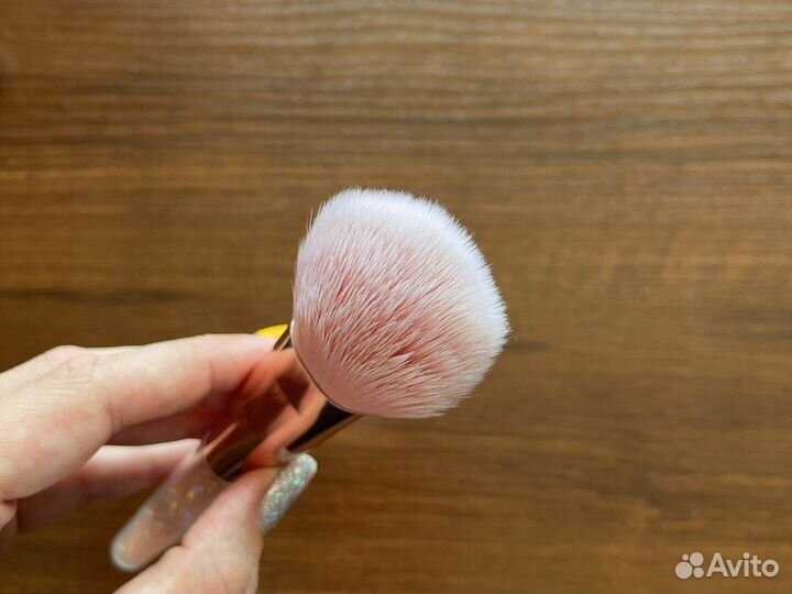 Кисти для макияжа
