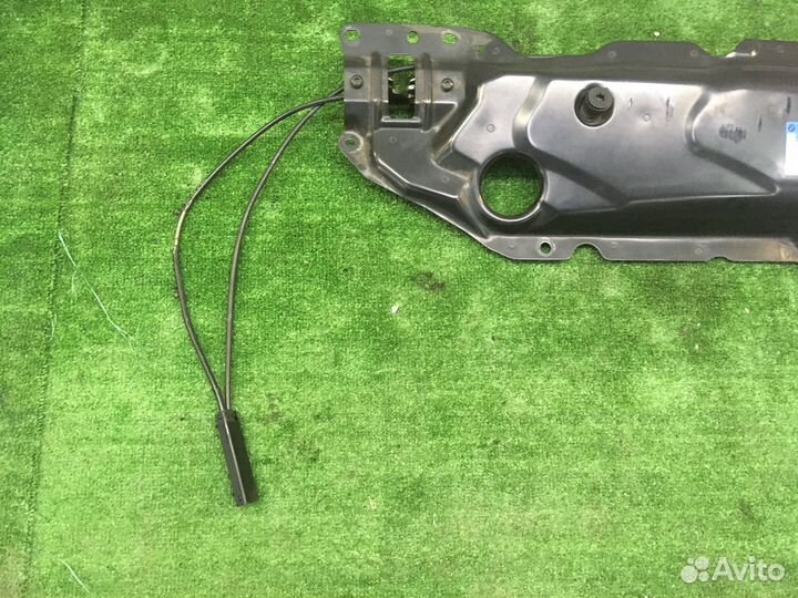 Панель передняя верхняя телевизора bmw 5 e60 e61