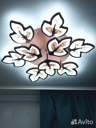 Люстра светодиодная потолочная 9 ламп