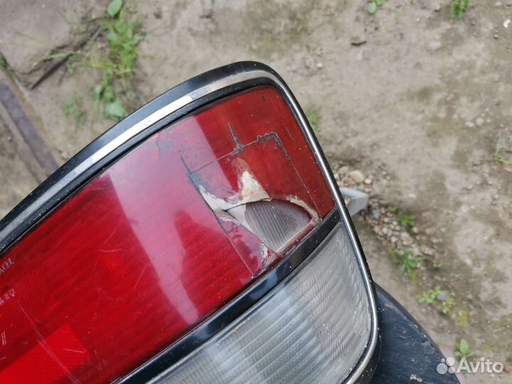 Стоп сигнал Toyota corolla (AE90)