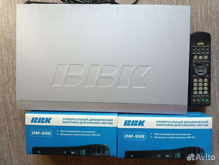 DVD плеер BBK с караоке и два микрофона