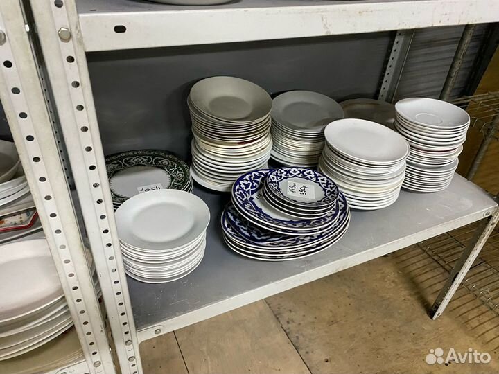 Посуда, тарелки, бокалы