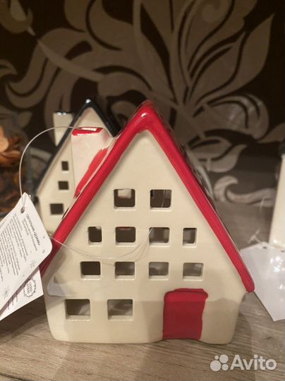Продам новогодние домики с подсветкой