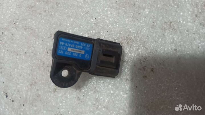 Датчик абсолютного давления mazda