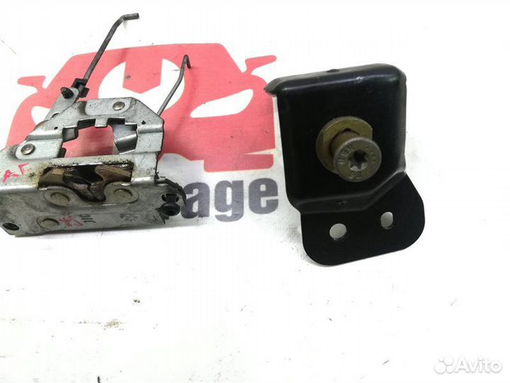 Замок двери багажника Jeep Wrangler TJ ERH 1999