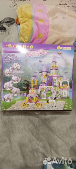 Игрушка Замок