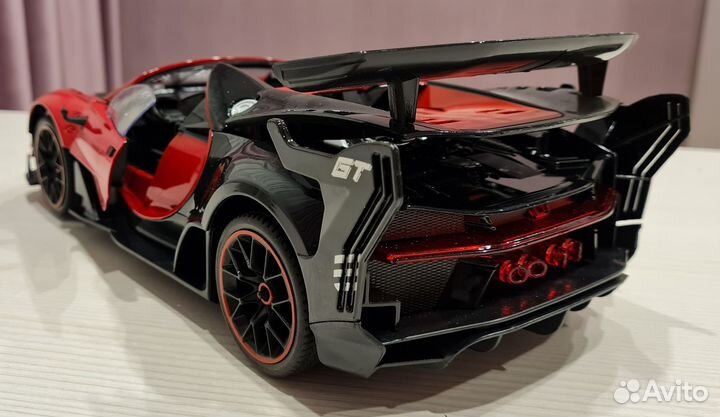 Машинка на радиоуправлении для дрифта