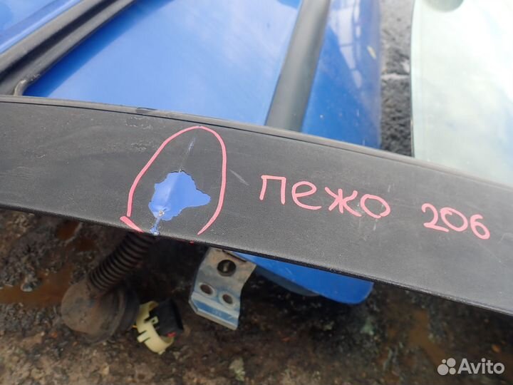 Дверь передняя правая для Peugeot 206 1998-2012