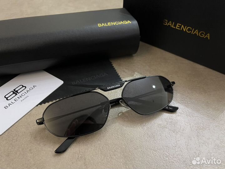 Очки Balenciaga BB0245S