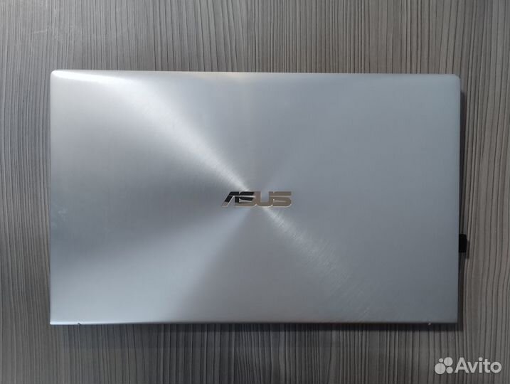 Ультрабук Asus Zenbook UX433FA