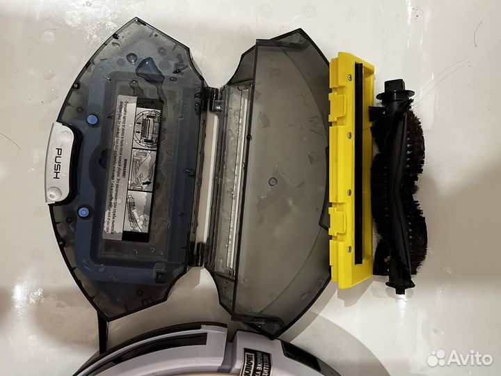 Робот пылесос polaris