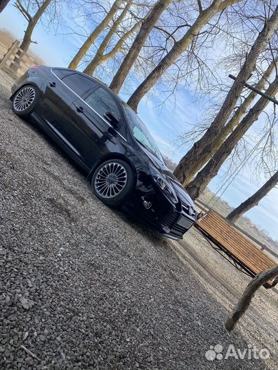 Ford Focus 2.0 МТ, 2013, 200 000 км