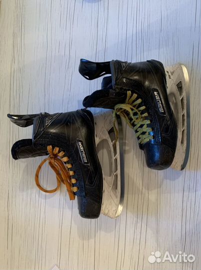 Хоккейные коньки bauer supreme