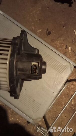 Моторчик отопителя киа спортейдж1