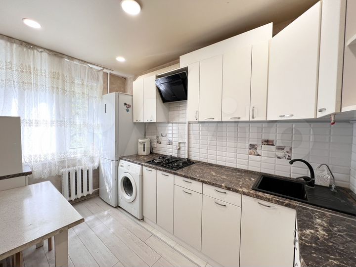 3-к. квартира, 67 м², 3/9 эт.