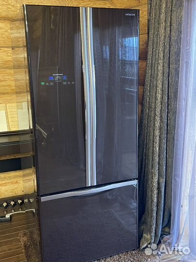 Холодильник hitachi