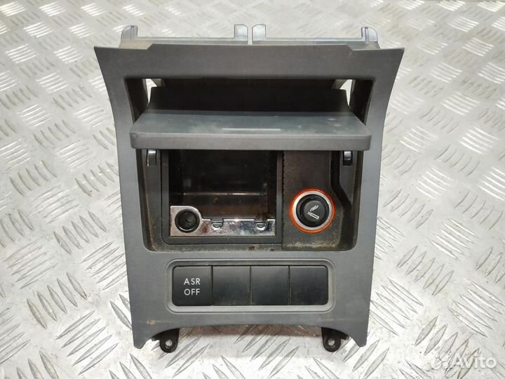 Пепельница Volkswagen Golf 5 2005 1K0857961