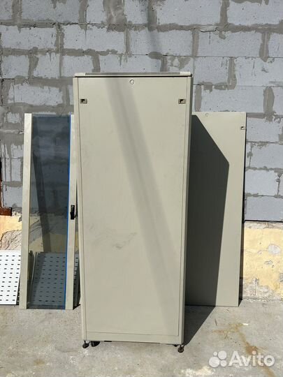 Шкаф серверный наполный