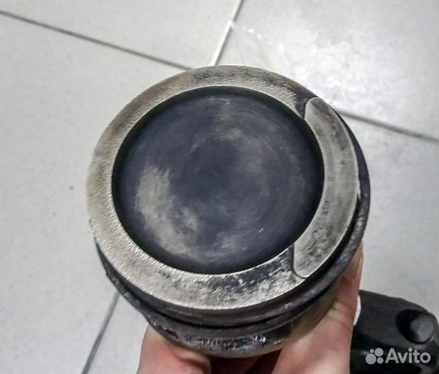 Поршень, шатун VW Golf 2 1.6