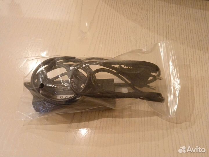 Адаптер питания для Sony PSP Go и Vita