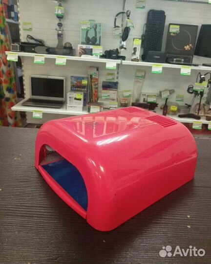 Уф лампа для ногтей