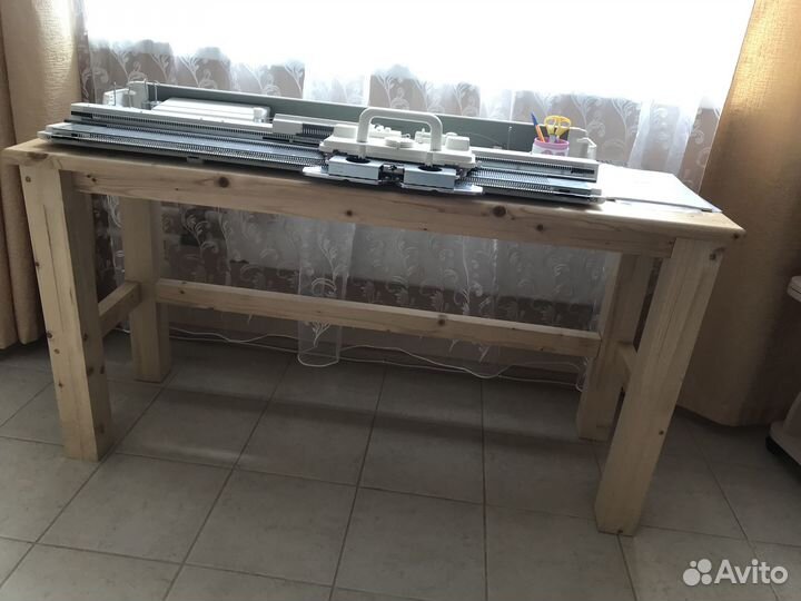 Продаётся вязальная машина silver reed 280