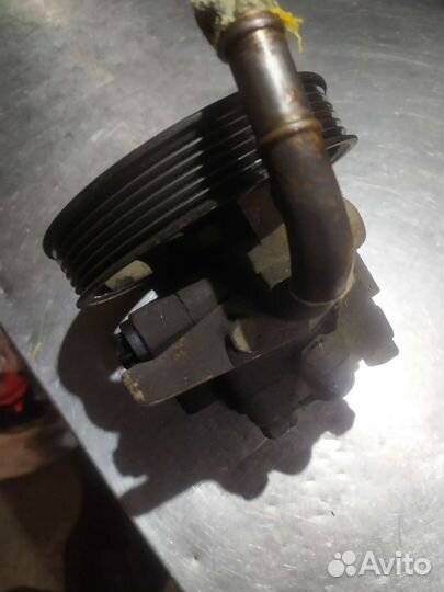 Насос гур Kia Magentis