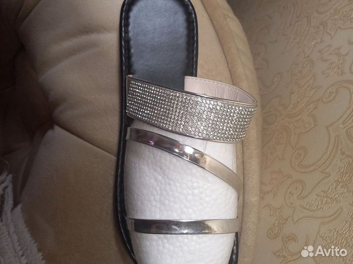 Римские шлёпанцы