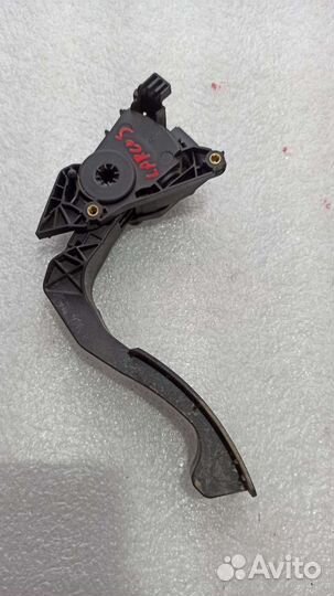 Педаль газа LADA Largus