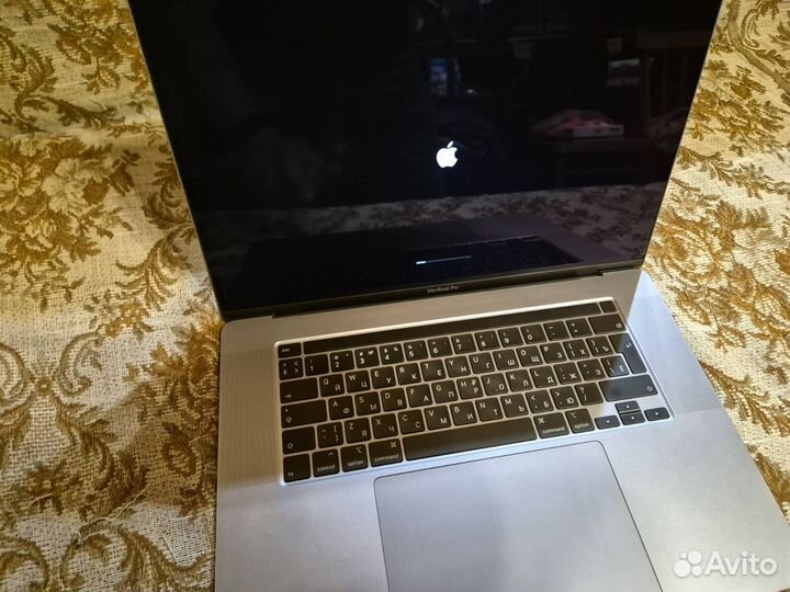 Apple MacBook Pro 16 i9