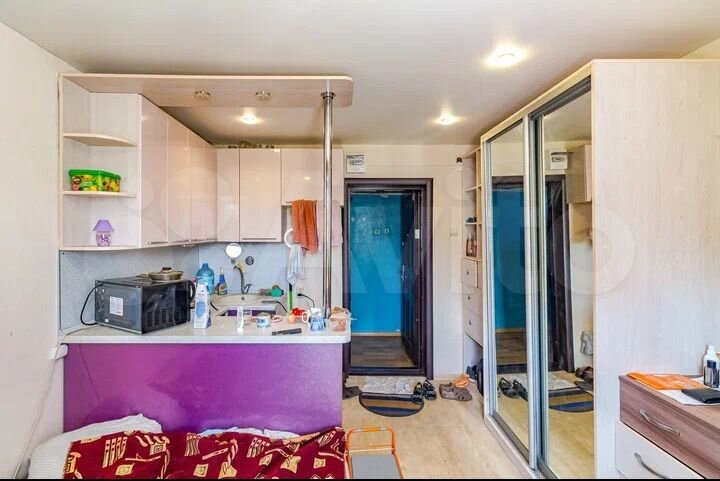 Комната 9 м² в 4-к., 2/5 эт.