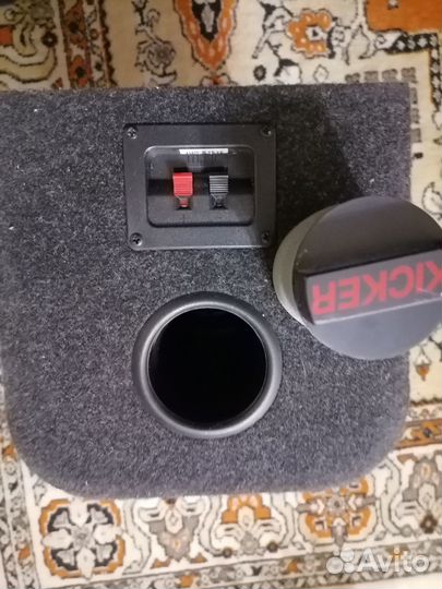 Продам сабвуфер в автомобиль