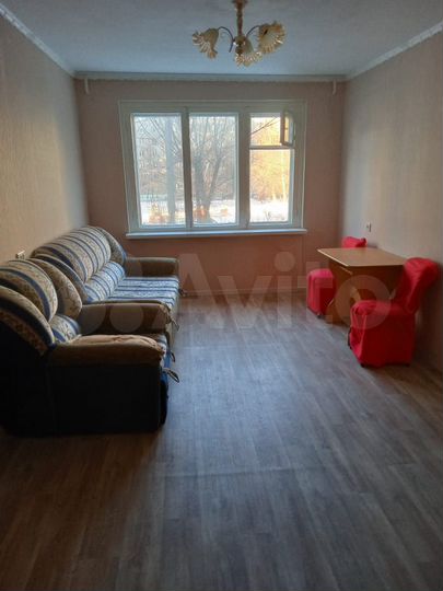 Комната 18 м² в 3-к., 2/10 эт.