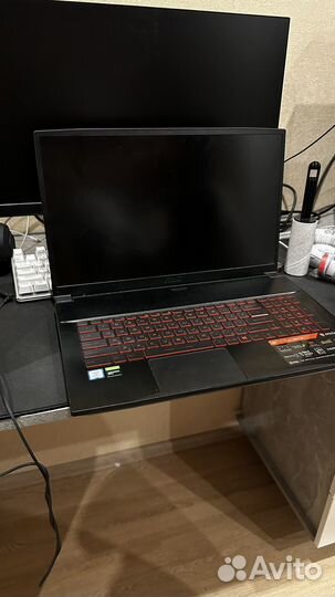Игровой ноутбук msi 17