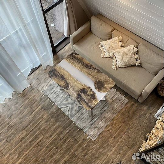 Стол кухонный обеденный 'Concrete Drawer'