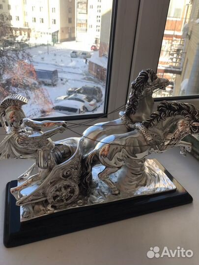 Статуэтка «Колесница» посеребряная