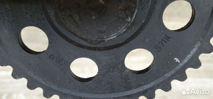 Распредвал Volkswagen Jetta