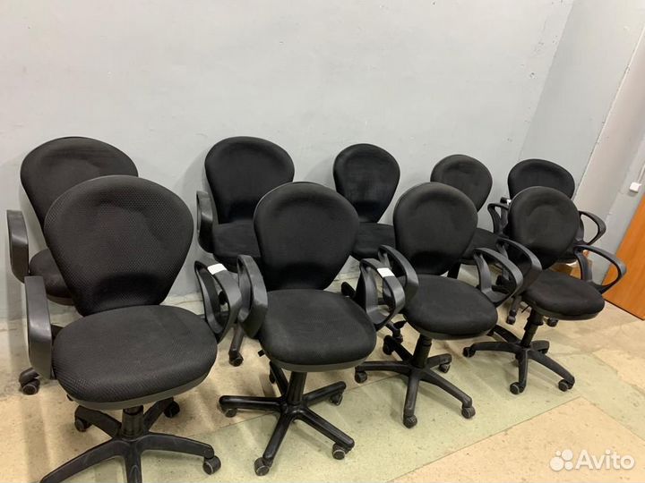 Компьютерное кресло