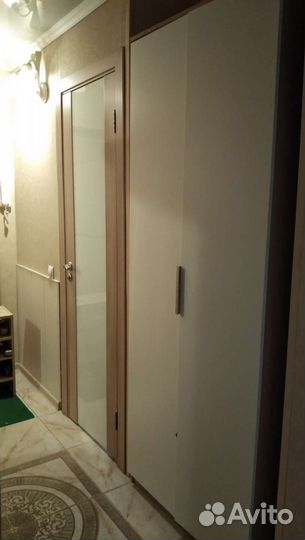 Шкаф плательный