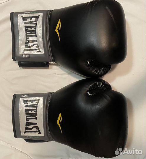 Боксерские перчатки Everlast PU Pro Style