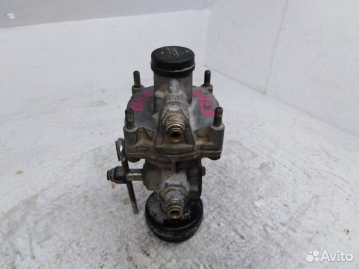 Распределитель тормозных усилий