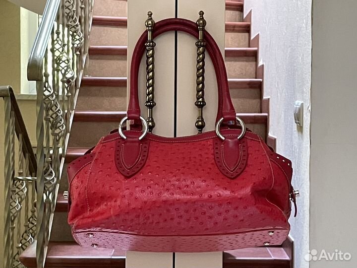 Сумка красная женская из кожи страуса