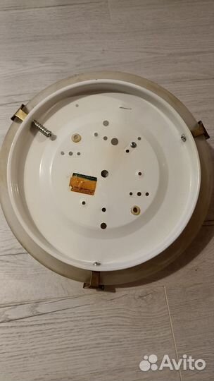 Светильник потолочный