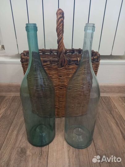 Корзина с бутылями