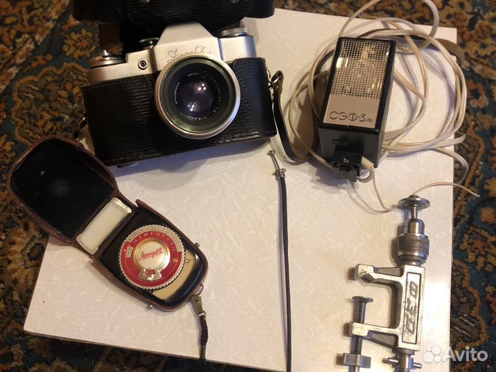 Пленочный фотоаппарат зенит3м
