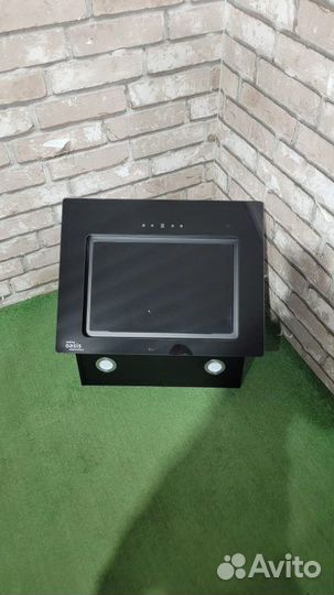 25731. Вытяжка кухонная Oas NA-60B