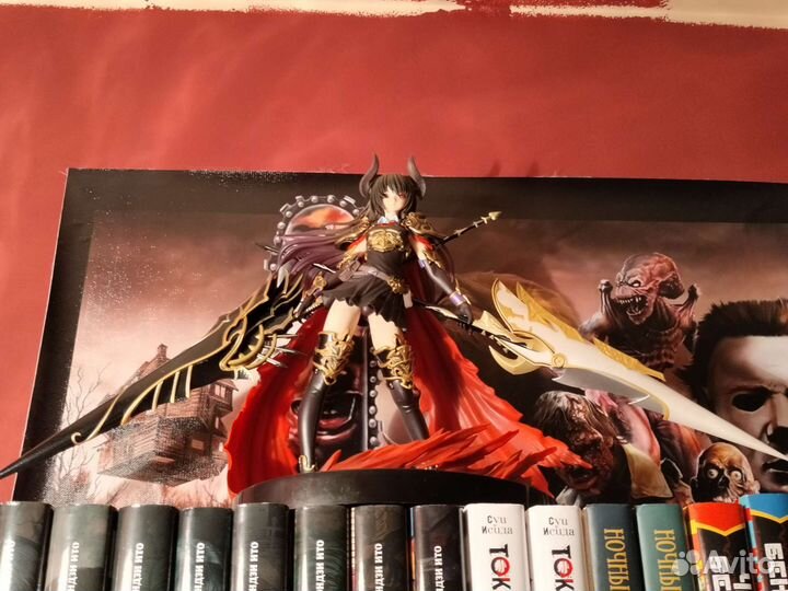 Фигурка воительница аниме,рыцарь темного дракона