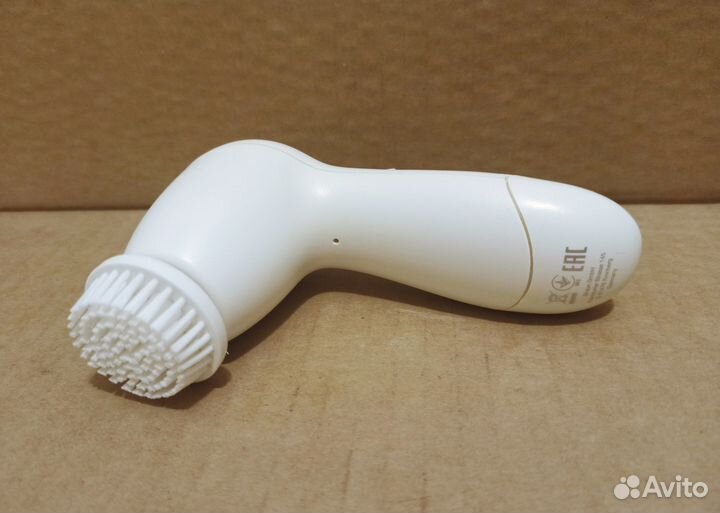 Прибор для отшелушивания кожи Braun тип 5357