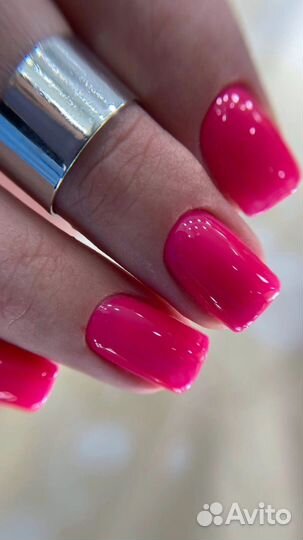 Маникюр педикюр